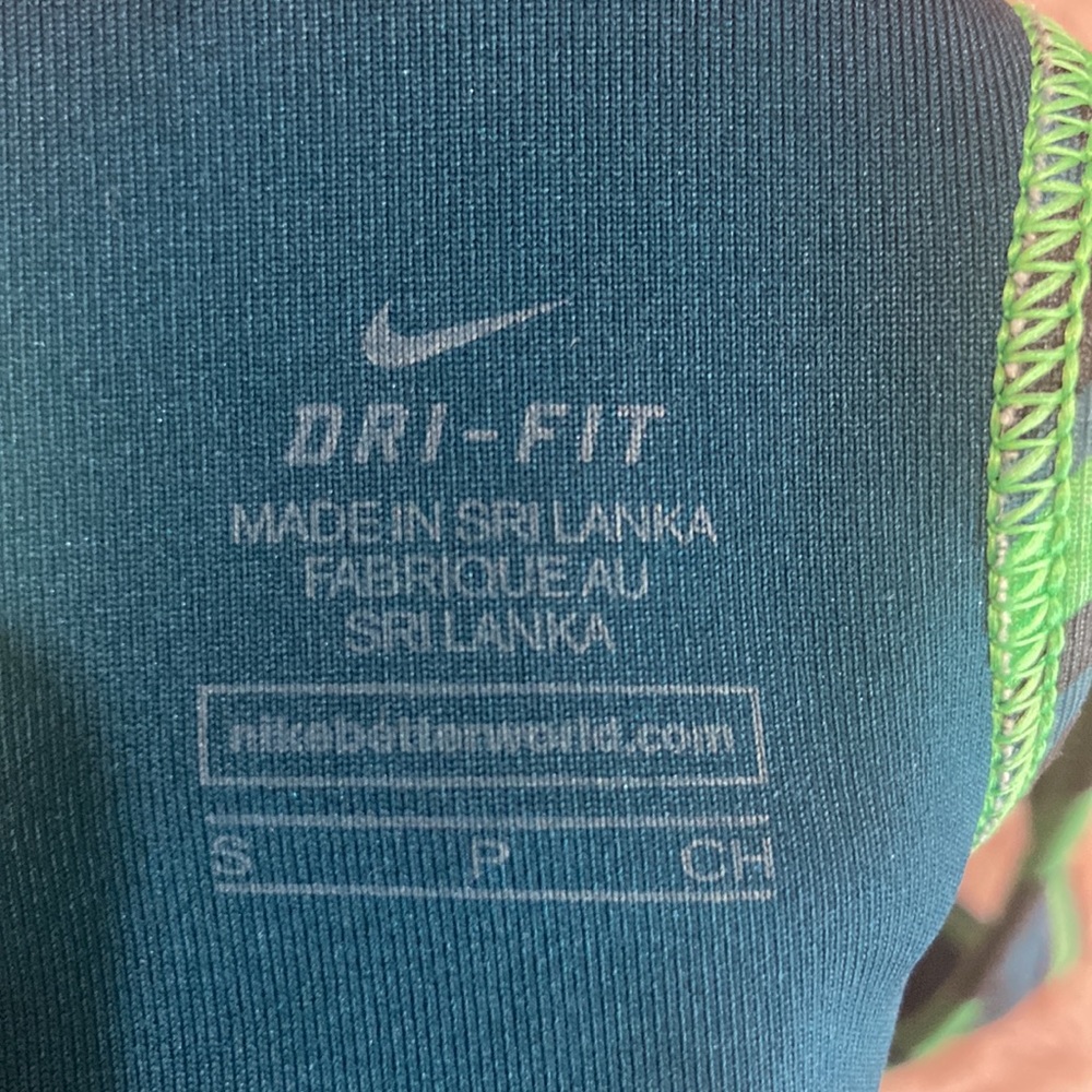 Nike Dri-Fit Sports Bra; Size Small - Picture 3 of 4